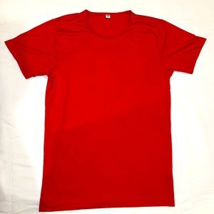 UNIQLO FITTED TEE